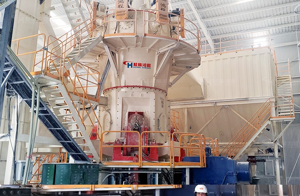 東南亞HLMX1800大型超細立磨碳酸鈣生產線